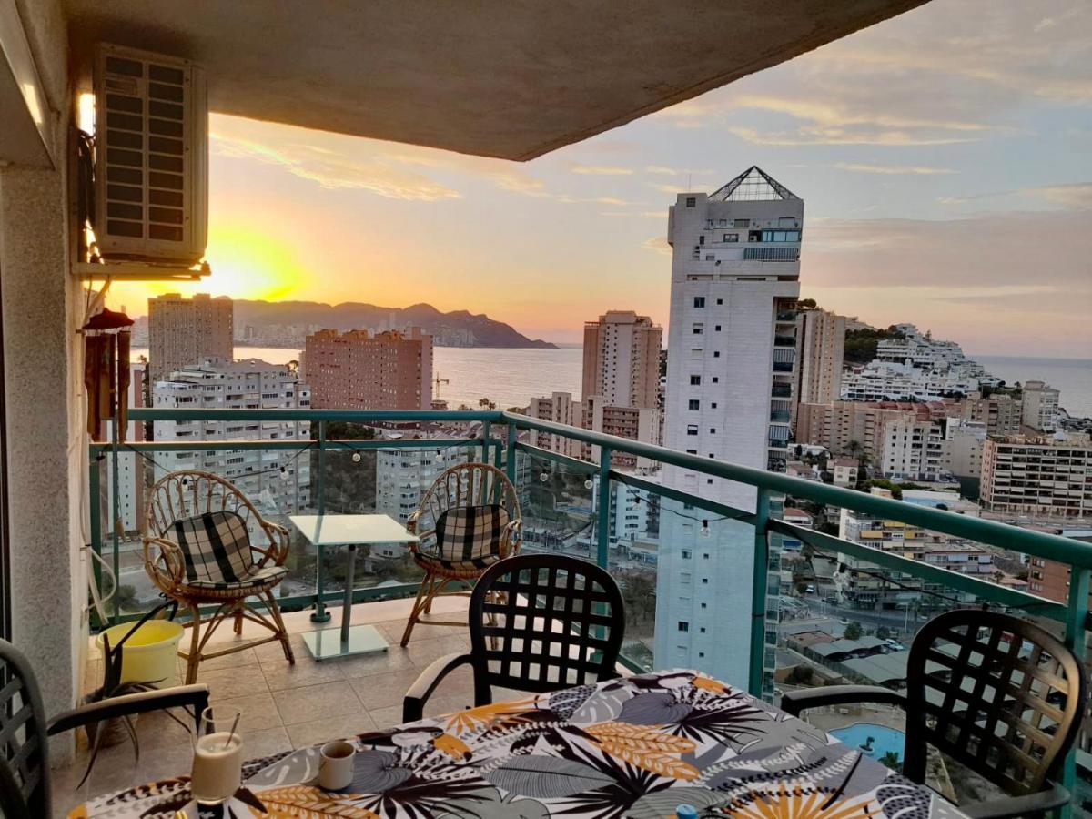 Traveler'S Beach Apartment With Sea View, Free Coffee & Parking Benidorm Exteriér fotografie