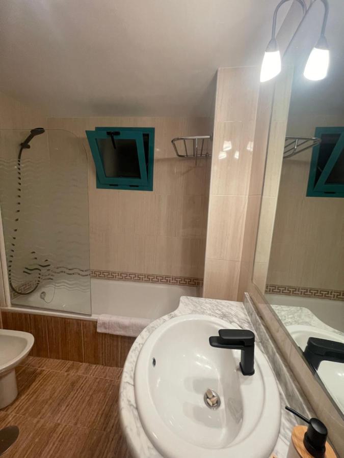 Traveler'S Beach Apartment With Sea View, Free Coffee & Parking Benidorm Exteriér fotografie